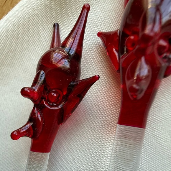 3 Hand blown Glass Devil Swizzle Sticks with Pitch Fork 👺 - Picture 10 of 16
